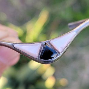 Southwestern handcarved pink mother of pearl and onyx chevron V 925 sterling sil